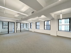 450 7th Ave, New York, NY à louer Photo de l’immeuble– Image 1 sur 8
