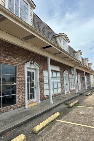 Plus de détails pour 1320 Veterans Memorial Blvd, Metairie, LA - Local commercial à vendre