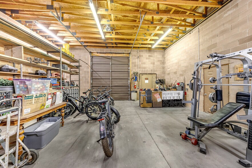 389 Roberts Ct, Grand Junction, CO à vendre - Photo de l’immeuble – Image 2 sur 59