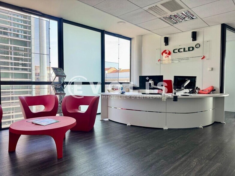 200 Avenue Jean Jaurès, Lyon à louer - Photo de l’immeuble – Image 2 sur 19