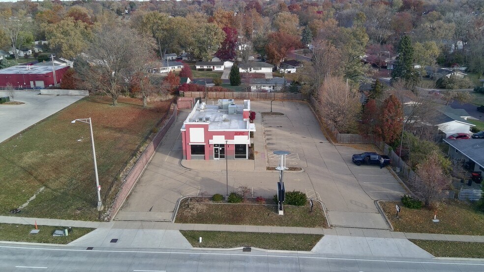 2231 W Glen Ave, Peoria, IL à vendre - Photo de l’immeuble – Image 3 sur 5