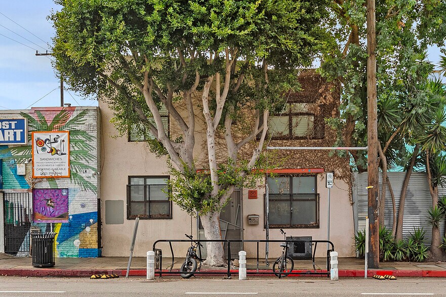 1322 Innes Pl, Venice, CA à vendre - Photo de l’immeuble – Image 2 sur 37