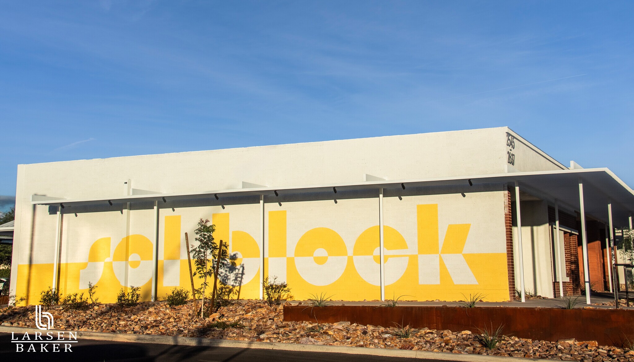 2627 E Broadway Blvd, Tucson, AZ à louer Photo de l’immeuble– Image 1 sur 23