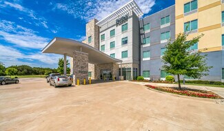 Plus de détails pour 409 N Clark Rd, Cedar Hill, TX - Hôtellerie à vendre