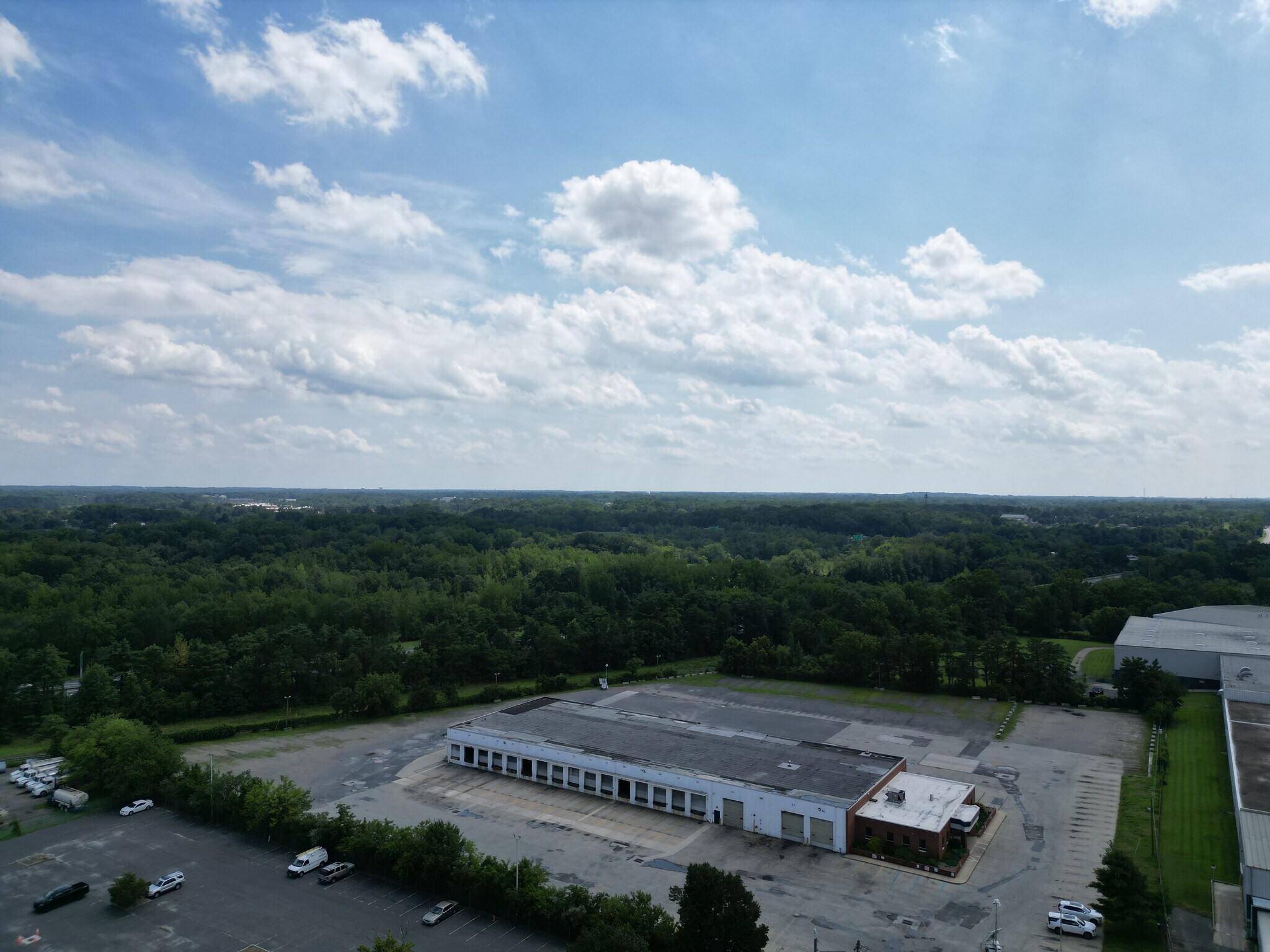350 Benigno Blvd, Bellmawr, NJ à louer Photo de l’immeuble– Image 1 sur 16