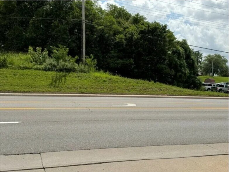 2805 E Jackson Blvd, Jackson, MO à vendre - Photo de l’immeuble – Image 2 sur 3