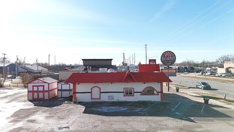 602 N West St, Wichita, KS à vendre - Photo de l’immeuble – Image 2 sur 3