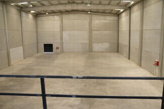 Plus de détails pour Industriel/Logistique à louer