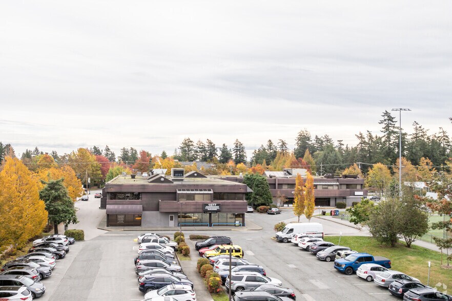 1077 56 St, Delta, BC à louer - Aérien – Image 2 sur 4