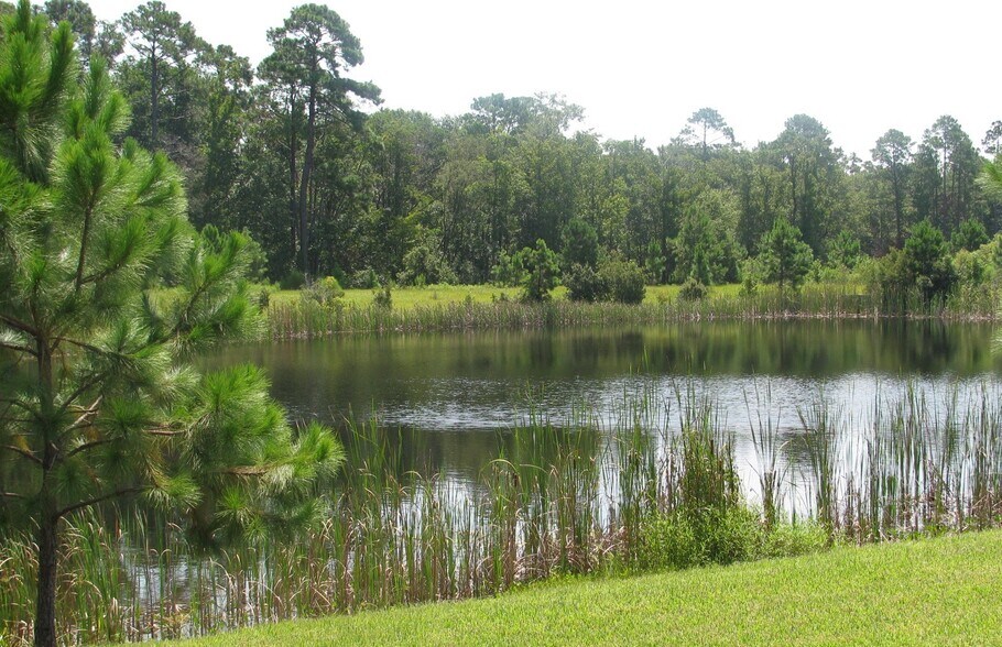 7807 Baymeadows Rd E, Jacksonville, FL à vendre - Photo de l’immeuble – Image 2 sur 8