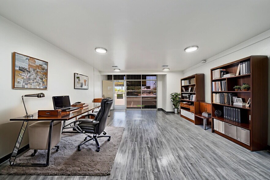 2000-2008 E Broadway Blvd, Tucson, AZ à louer - Photo intérieure – Image 1 sur 14