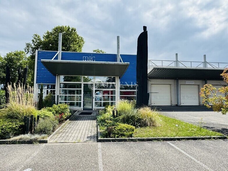Industriel/Logistique dans Illkirch Graffenstaden à louer - Photo de l’immeuble – Image 2 sur 12