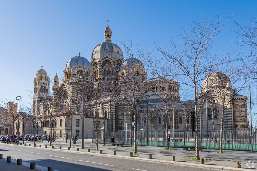 17 Bis Avenue Robert Schuman, Marseille à louer - Photo de l’immeuble – Image 3 sur 5