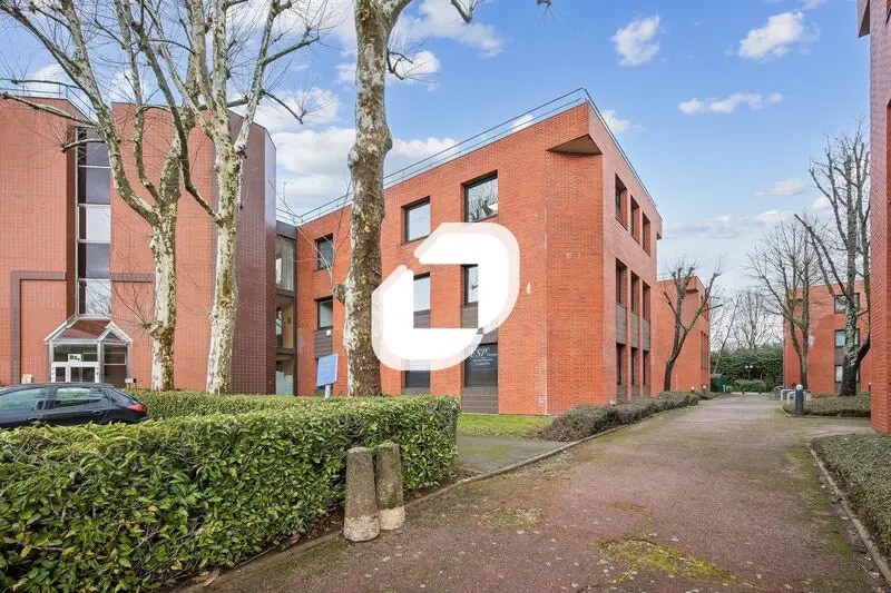 Bureau dans Montigny-le-Bretonneux à vendre Photo de l’immeuble– Image 1 sur 19