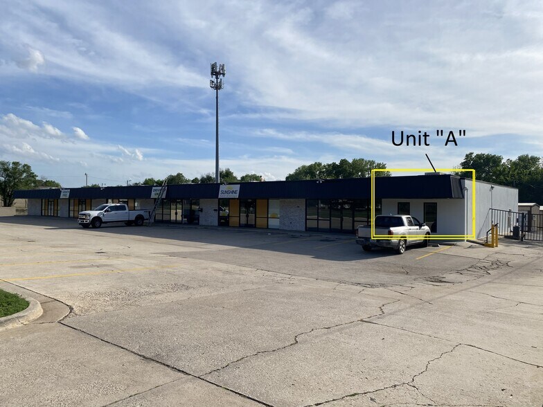 2400 S Classen Blvd, Norman, OK à louer - Photo de l’immeuble – Image 2 sur 5