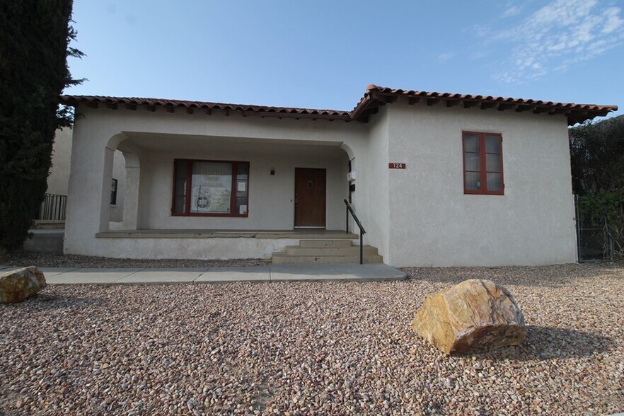 124-128 E Fredricks St portefeuille de 3 biens à vendre sur LoopNet.fr - Photo de l’immeuble – Image 3 sur 14