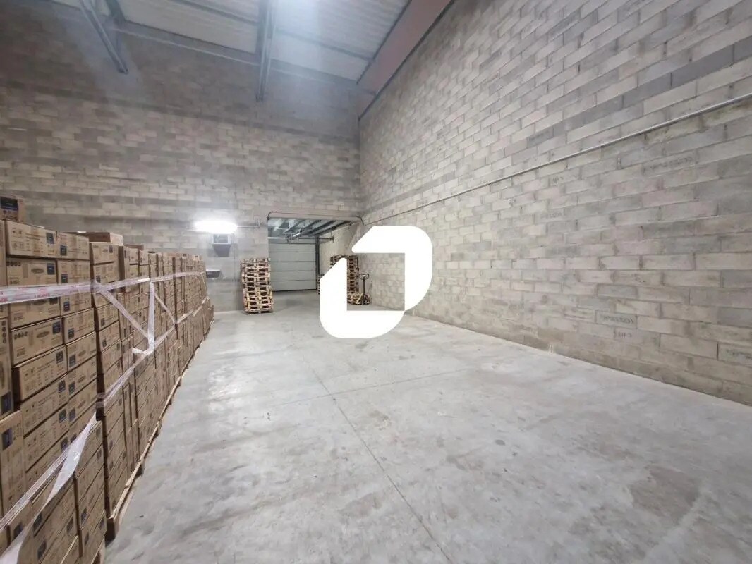 Bureau dans Courtry à louer Photo intérieure– Image 1 sur 10