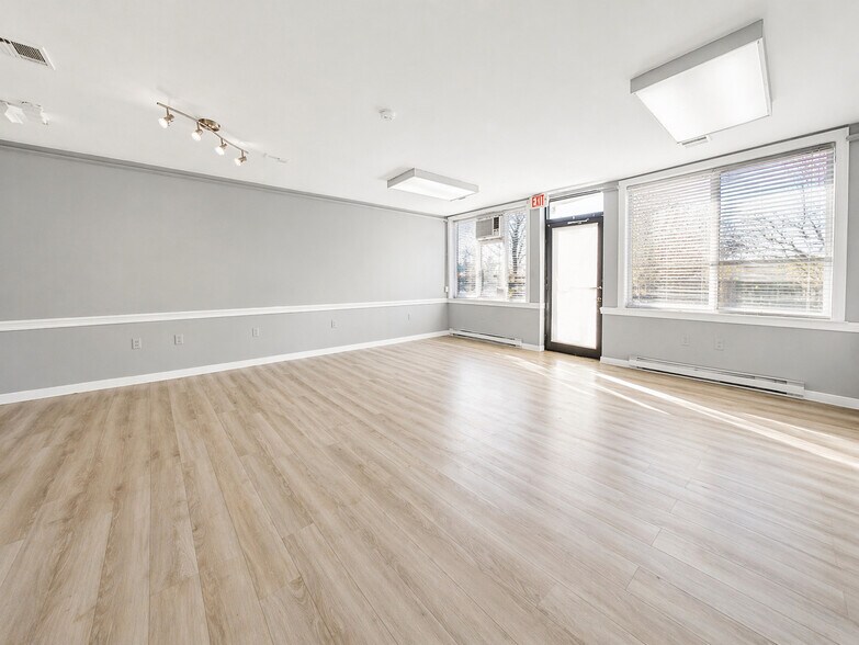 29 Madison Ave, Lansdowne, PA à vendre - Photo intérieure – Image 3 sur 10