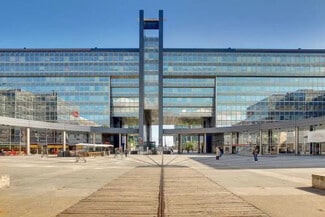 Plus de détails pour 6 Esplanade Charles De Gaulle, Nanterre - Bureau à louer