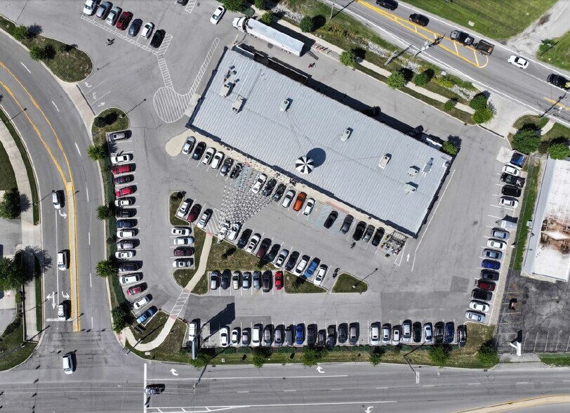 4021-4037 Ice Way, Fort Wayne, IN à louer - Photo de l’immeuble – Image 2 sur 10