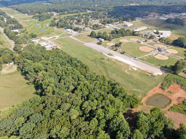 1980 Jeff NW rd, Huntsville, AL à vendre - Photo de l’immeuble – Image 3 sur 11