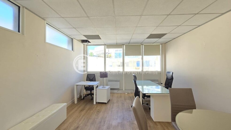 6 Rue Collange, Levallois-Perret à louer - Photo intérieure – Image 2 sur 24