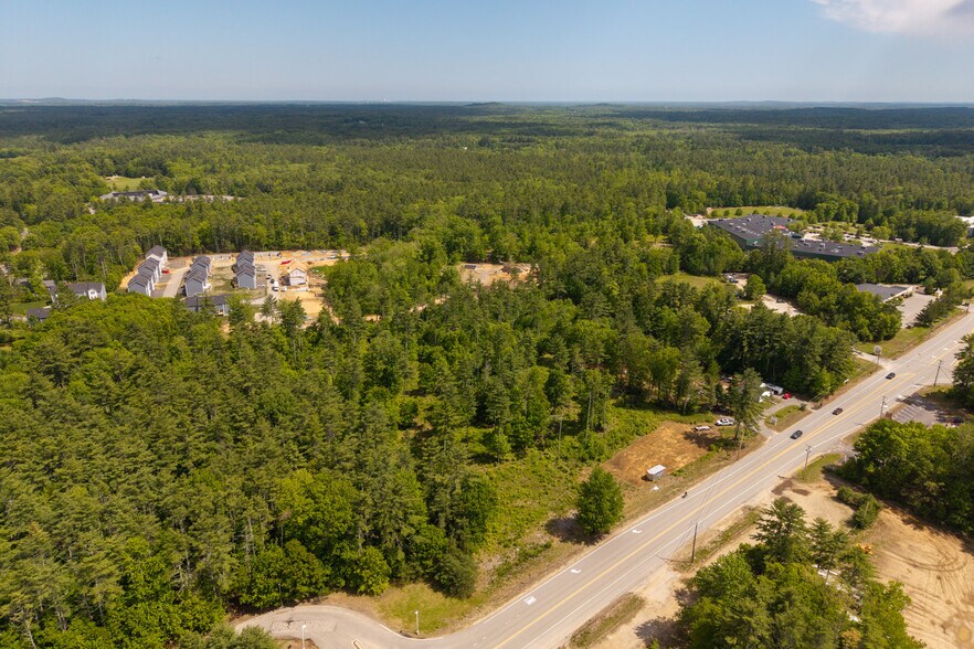 555 Calef Hwy, Barrington, NH à vendre - Photo de l’immeuble – Image 1 sur 8