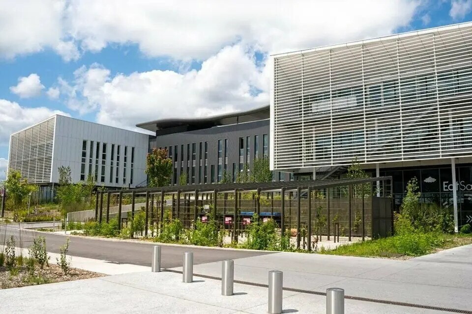 Bureau dans Mérignac à louer Photo de l’immeuble– Image 1 sur 6