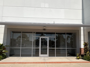 7001 N 10th St, McAllen, TX à louer Photo de l’immeuble– Image 1 sur 11