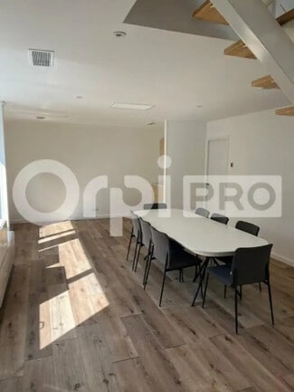 Plus de détails pour Bureau à louer