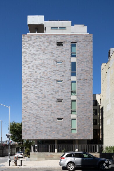 40 Pinehurst Ave, New York, NY à vendre - Photo de l’immeuble – Image 2 sur 5
