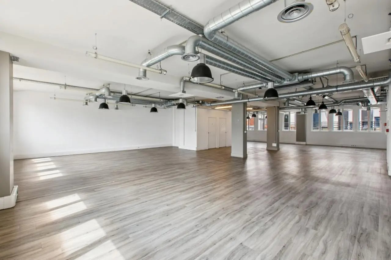 10 Rue Chaptal, Paris à louer Photo de l’immeuble– Image 1 sur 2