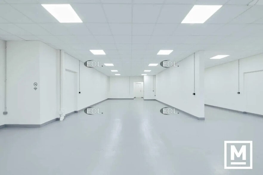 Industriel/Logistique dans Montreuil à louer - Photo de l’immeuble – Image 2 sur 65