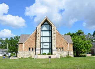 Plus de détails pour 2100 1st Ave NE, Cedar Rapids, IA - Spécialisé à vendre
