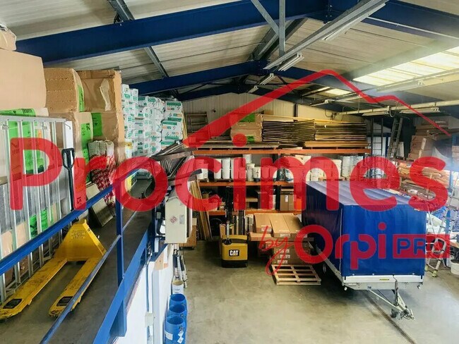 Plus de détails pour Bureau, Local d'activités à louer