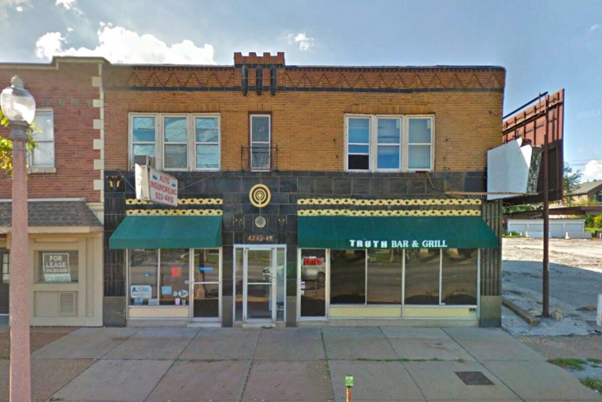 4247 S Kingshighway Blvd, Saint Louis, MO à vendre Photo de l’immeuble– Image 1 sur 19