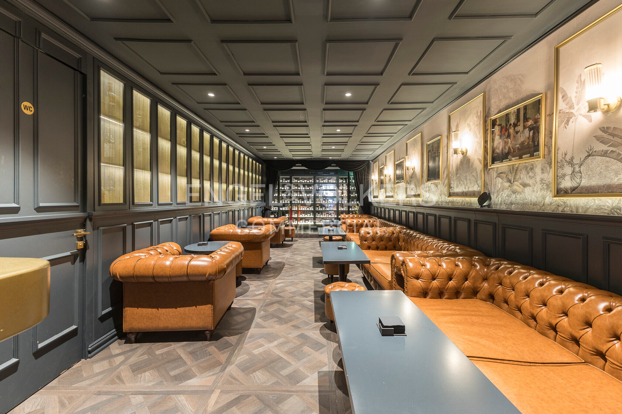 Local commercial dans Barcelone, Barcelona à louer Photo principale– Image 1 sur 4