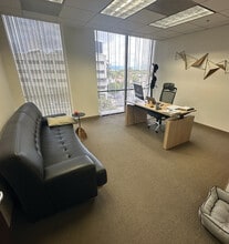 8383 Wilshire Blvd, Beverly Hills, CA à louer Photo intérieure– Image 2 sur 6