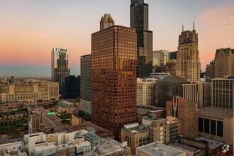 425 S Financial Pl, Chicago, IL - VUE AÉRIENNE  vue de carte - Image1