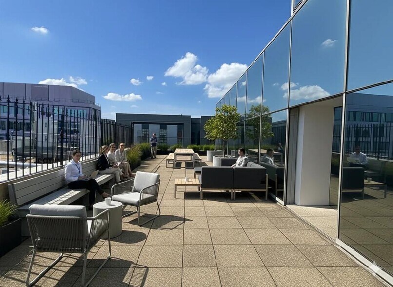 696 Rue Yves Kermen, Boulogne-Billancourt à vendre - Photo de l’immeuble – Image 2 sur 10