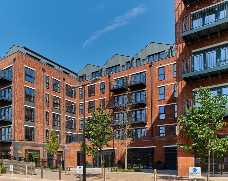 12 Market St, Newbury à louer - Photo de l’immeuble – Image 1 sur 5