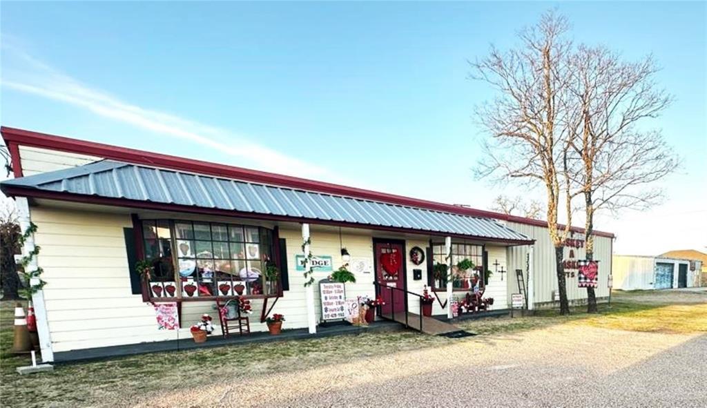 1614 W Cameron Ave, Rockdale, TX à vendre Photo de l’immeuble– Image 1 sur 15