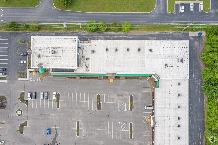 1630 S Church St, Murfreesboro, TN à louer - Photo de l’immeuble – Image 3 sur 24