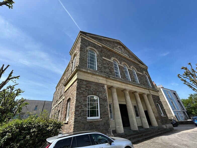 Coronation Rd, Bristol à vendre - Photo de l’immeuble – Image 2 sur 10