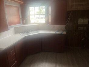 720 N 10th St, Killeen, TX à louer Photo intérieure– Image 2 sur 9