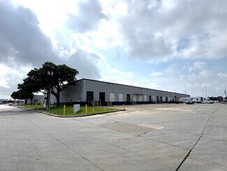 Plus de détails pour 4514-4520 Tejasco, San Antonio, TX - Industriel/Logistique à louer