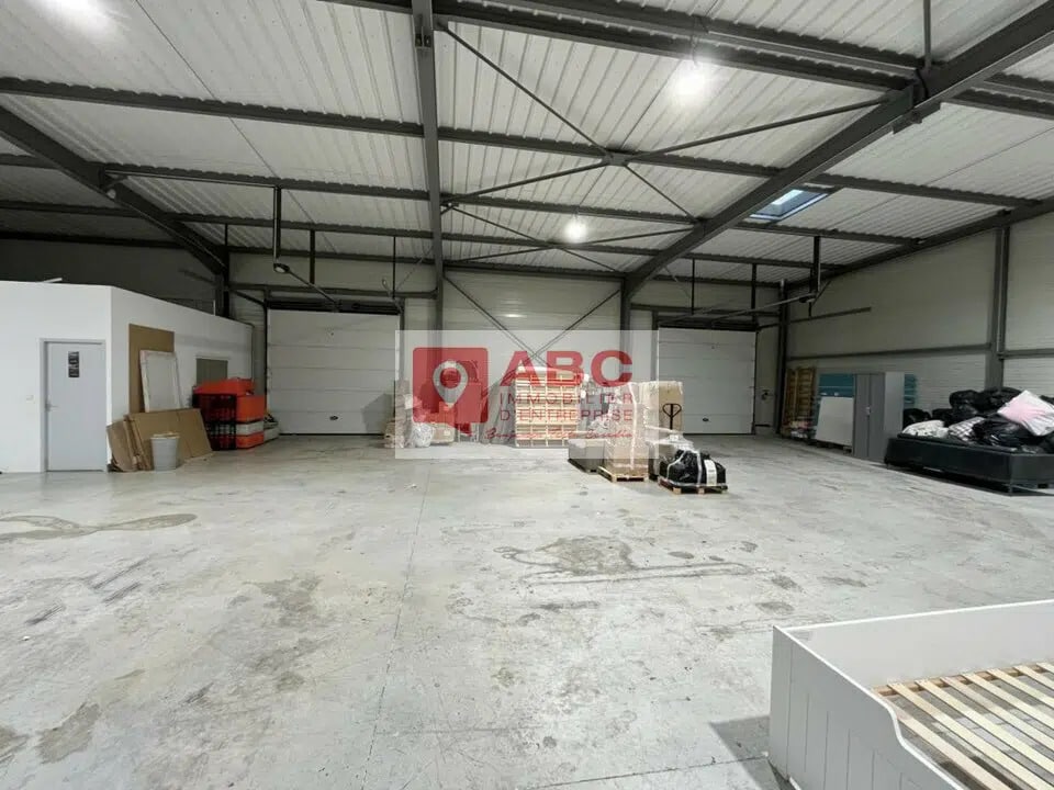 Local d’activités dans Gallargues-le-Montueux à louer Photo intérieure– Image 1 sur 7