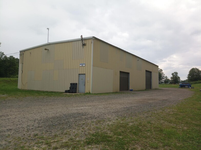 224 Michael Ln, New Berlin, NY à vendre - Photo de l’immeuble – Image 1 sur 101