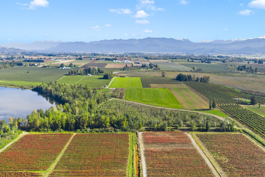 197 Clearbrook Rd, Abbotsford, BC à vendre - Photo de l’immeuble – Image 2 sur 23