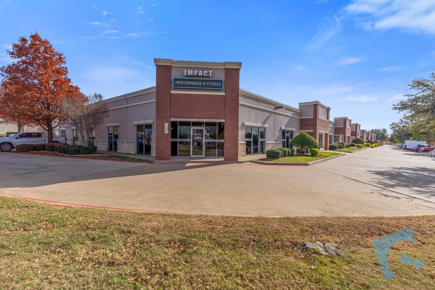 525 S Nolen Dr, Southlake, TX à louer - Photo de l’immeuble – Image 2 sur 11